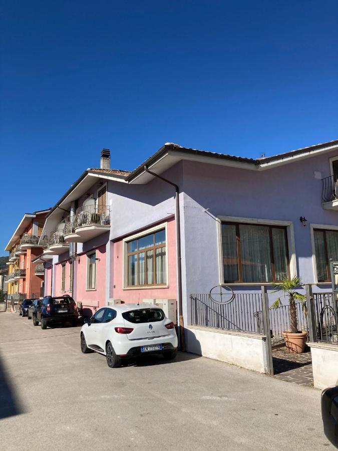 Residence Le Ginestre Avezzano Exterior foto